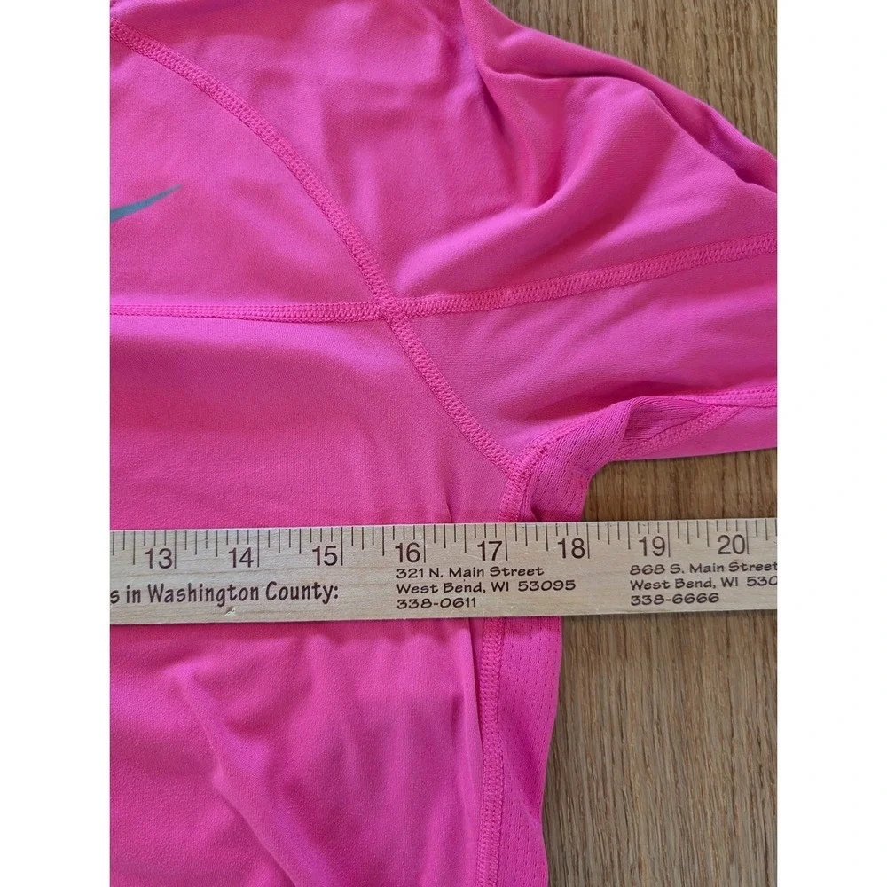 Nike Dri-Fit Running Shirt Womens Medium Pink Long Sleeve Athletic Top
